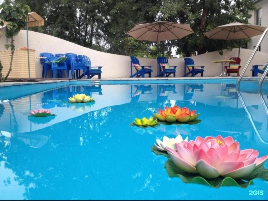 Strelets Otel Bişkek Dış mekan fotoğraf